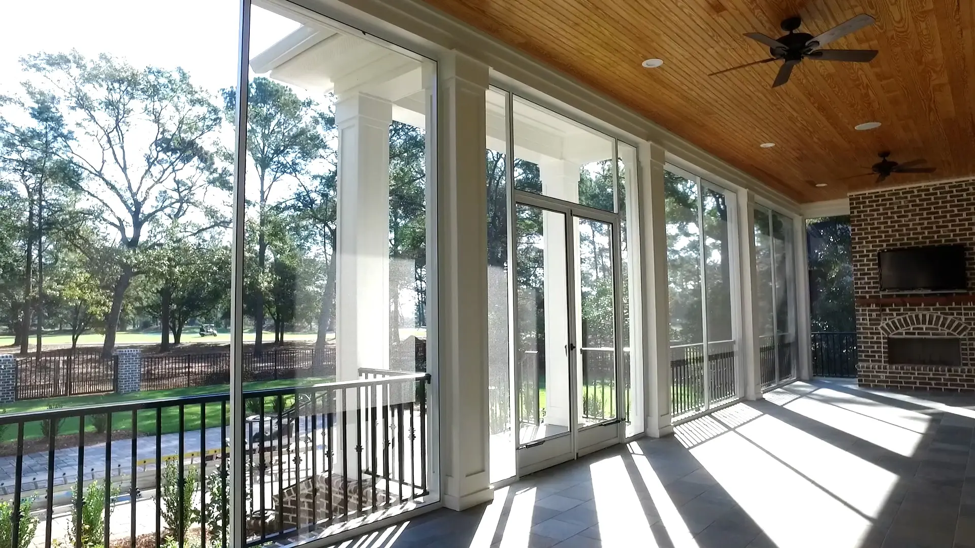 porch,patio,carolina room