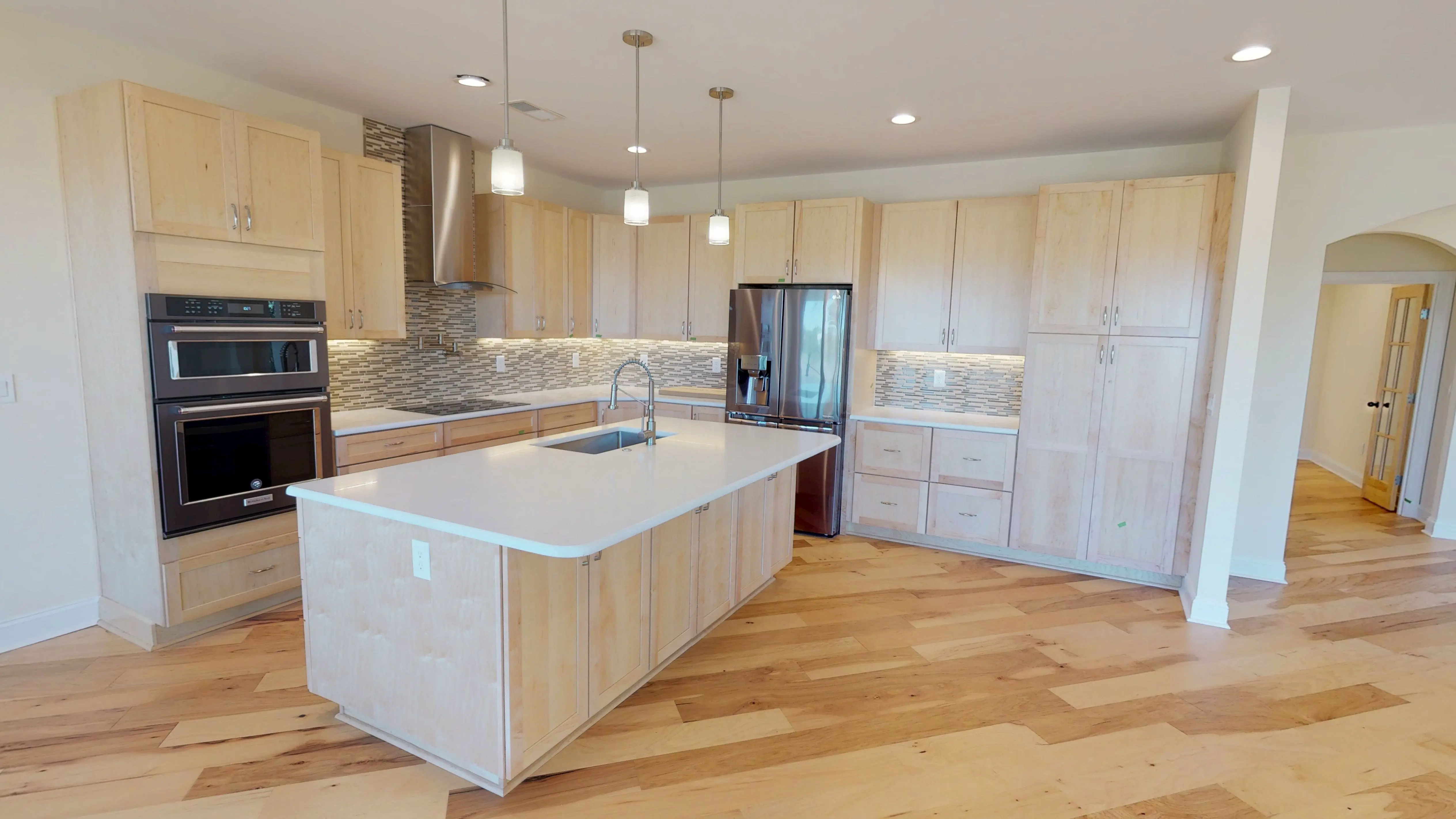 kitchen,island,cabinets,counter
